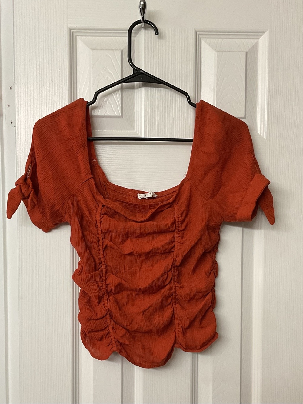 Women's Rust Orange Ruched Short Sleeve Top size: L